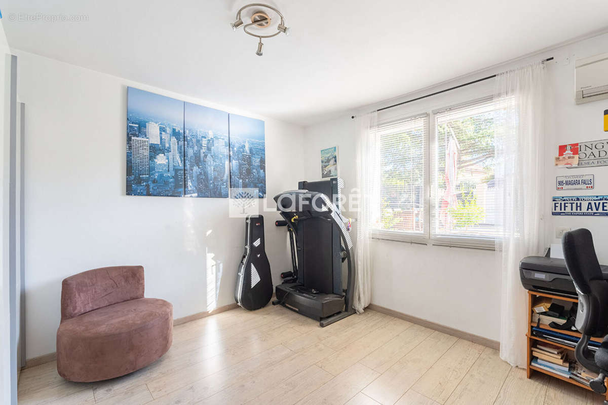 Appartement à MARSEILLE-12E