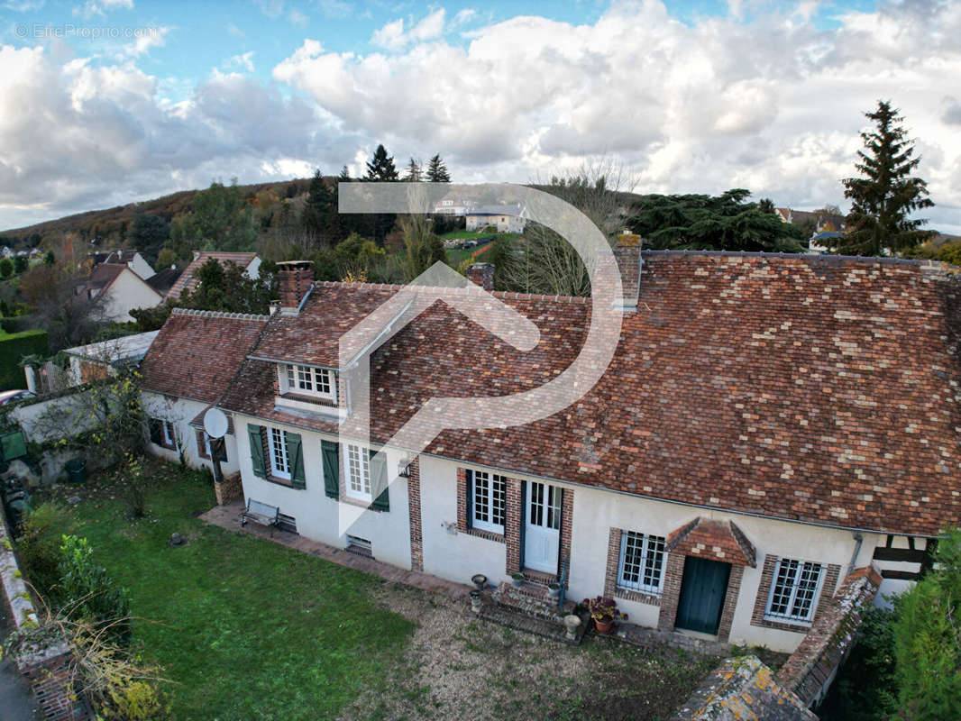 Maison à EZY-SUR-EURE