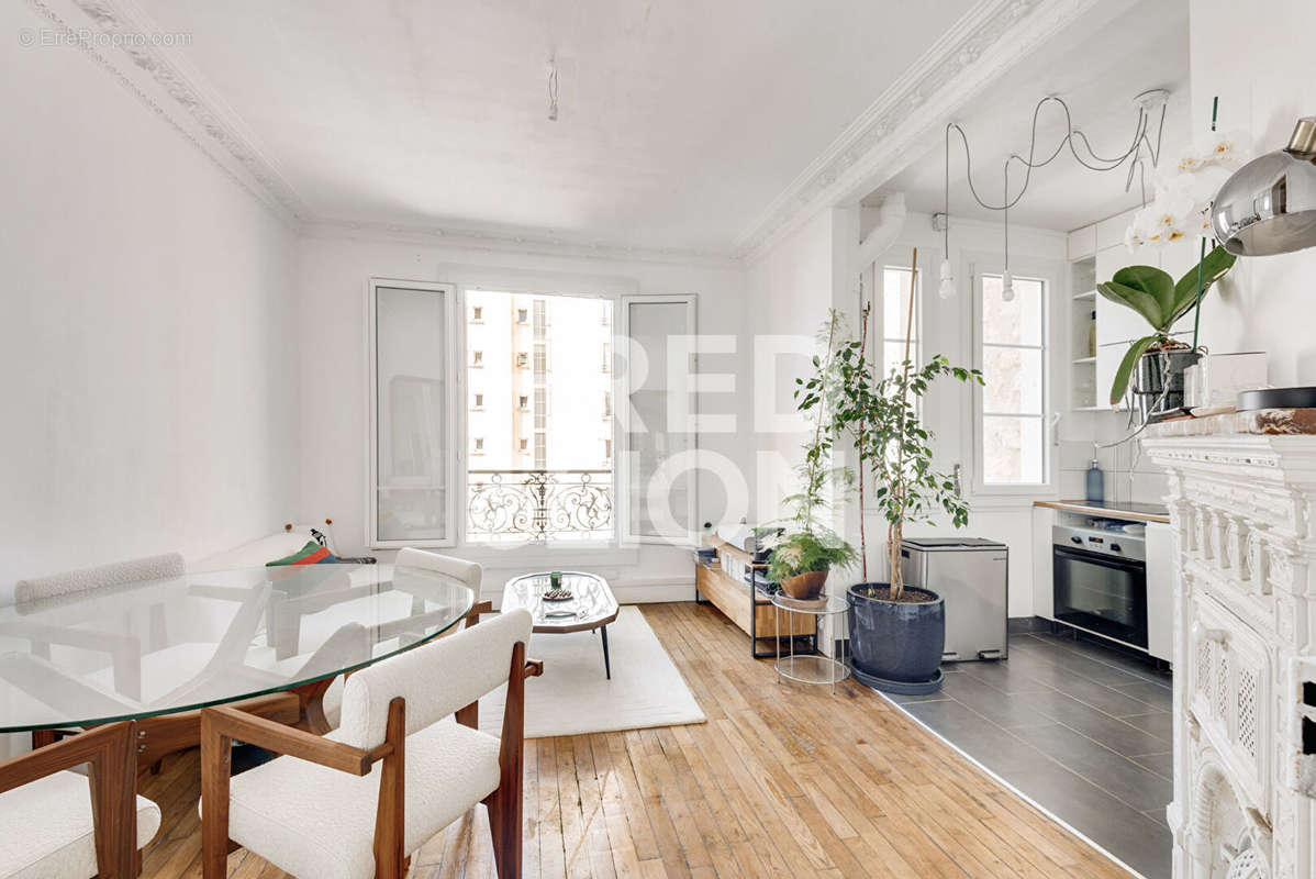 Appartement à PARIS-15E