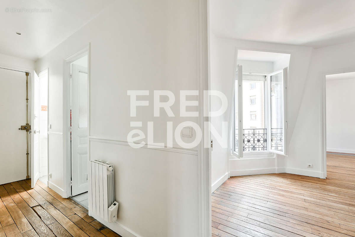 Appartement à PARIS-15E