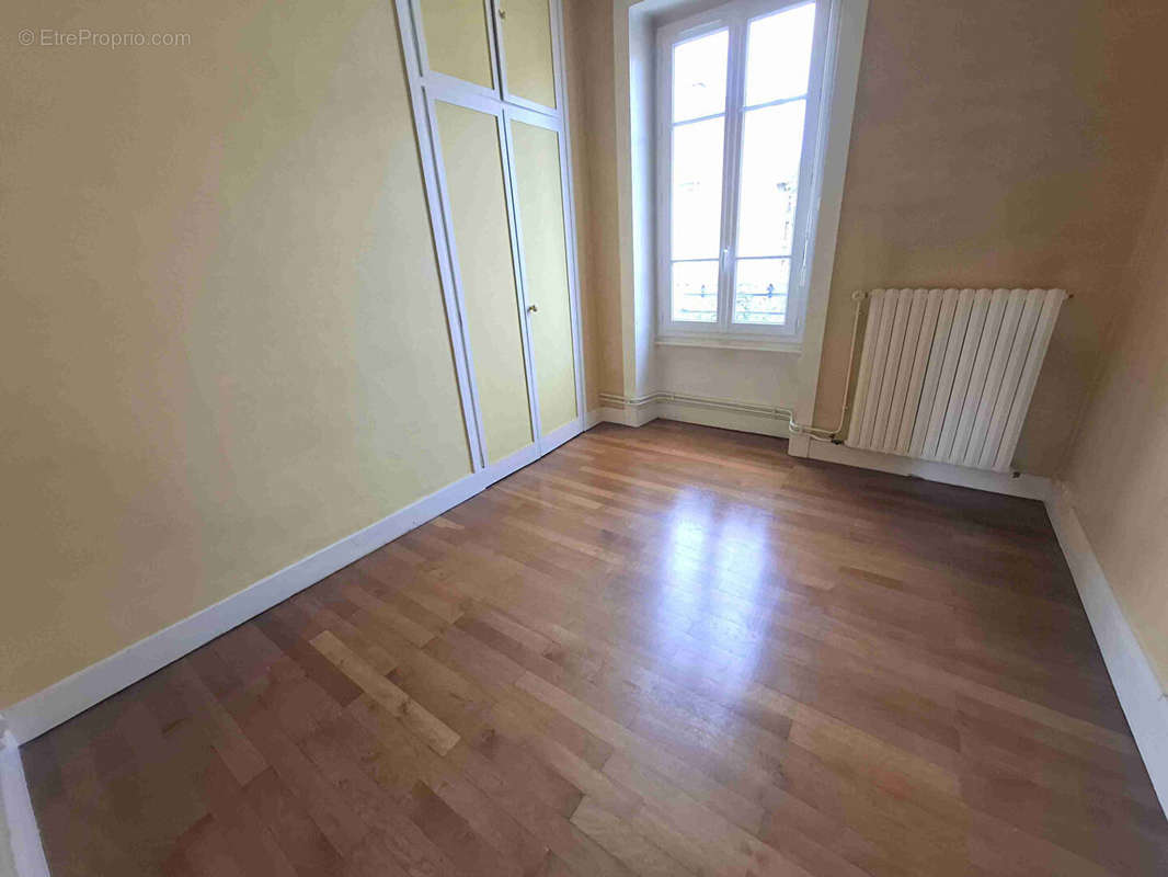 Appartement à LONS-LE-SAUNIER