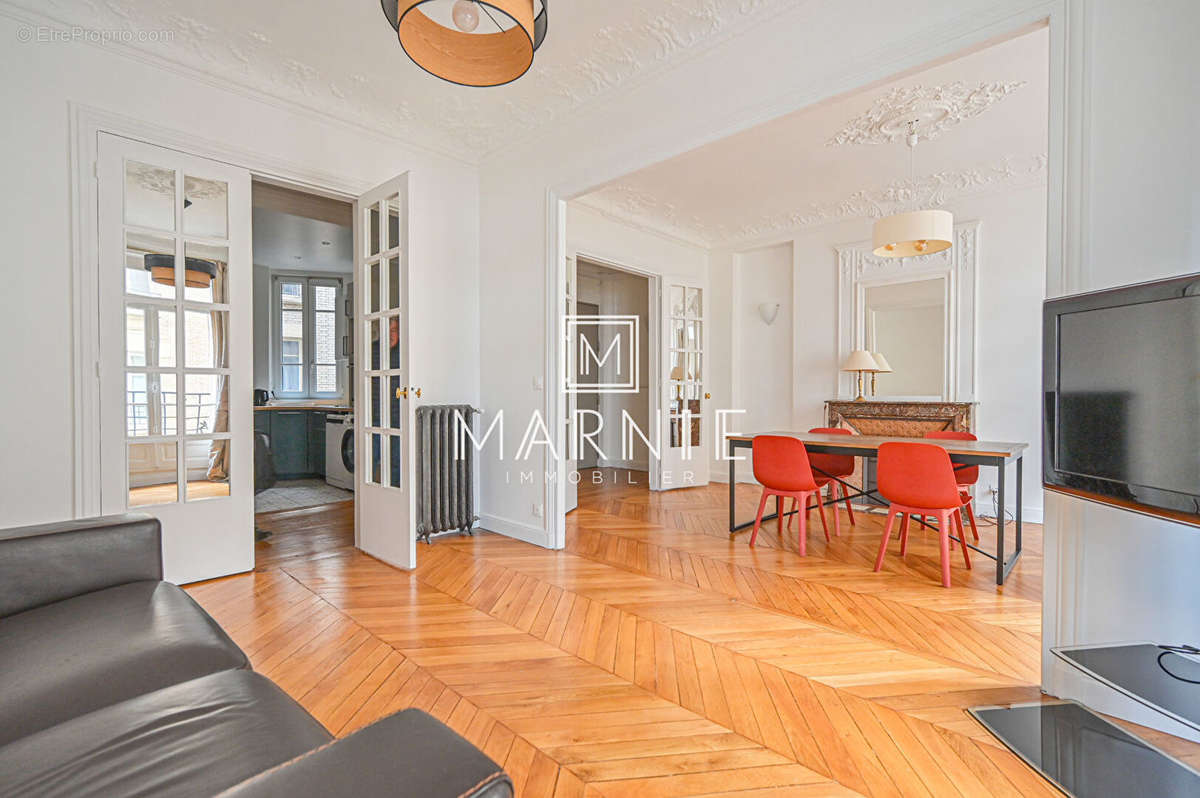 Appartement à PARIS-15E