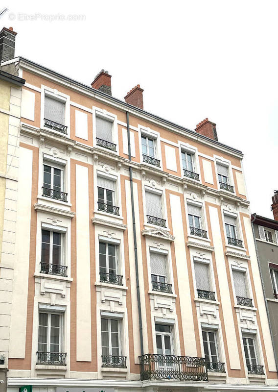 Appartement à VILLEURBANNE