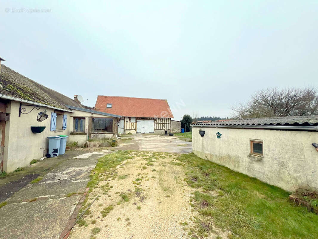 Maison à CHAUMONT-EN-VEXIN