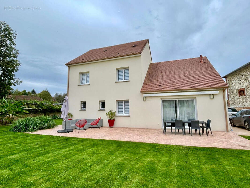 Maison à COULOMMIERS