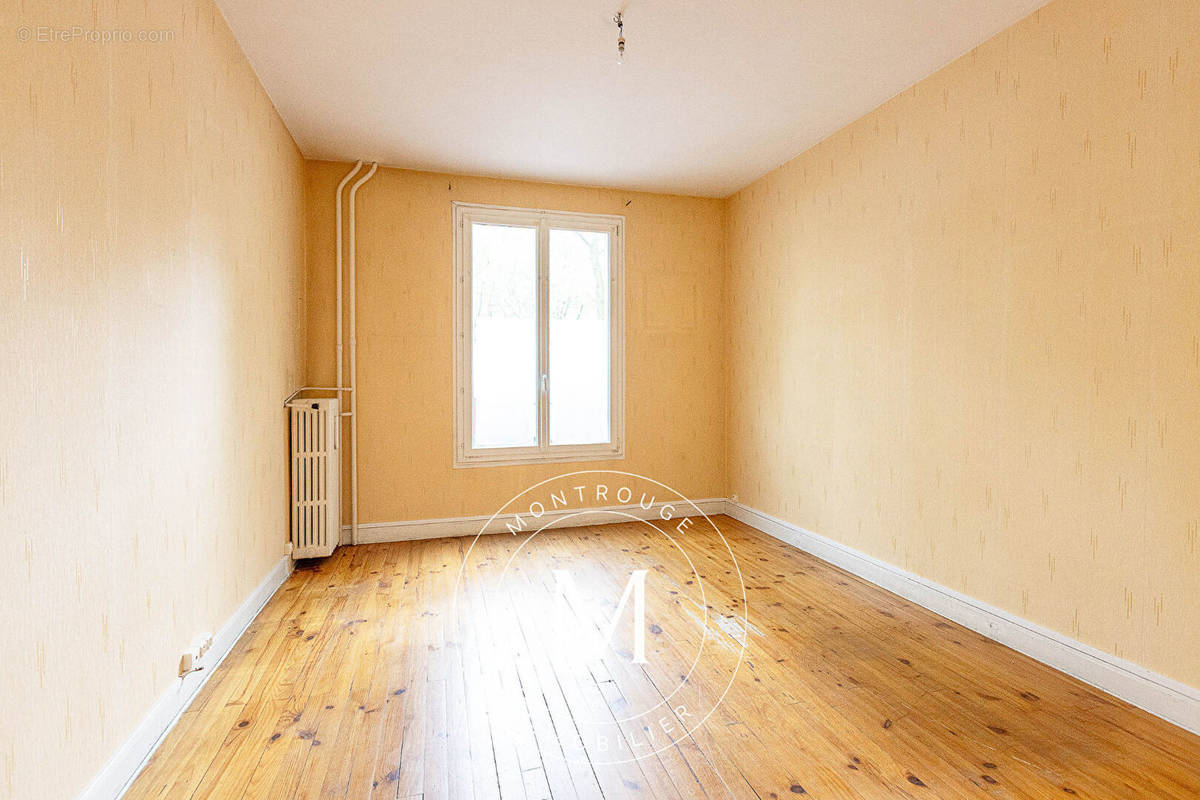 Appartement à MONTROUGE