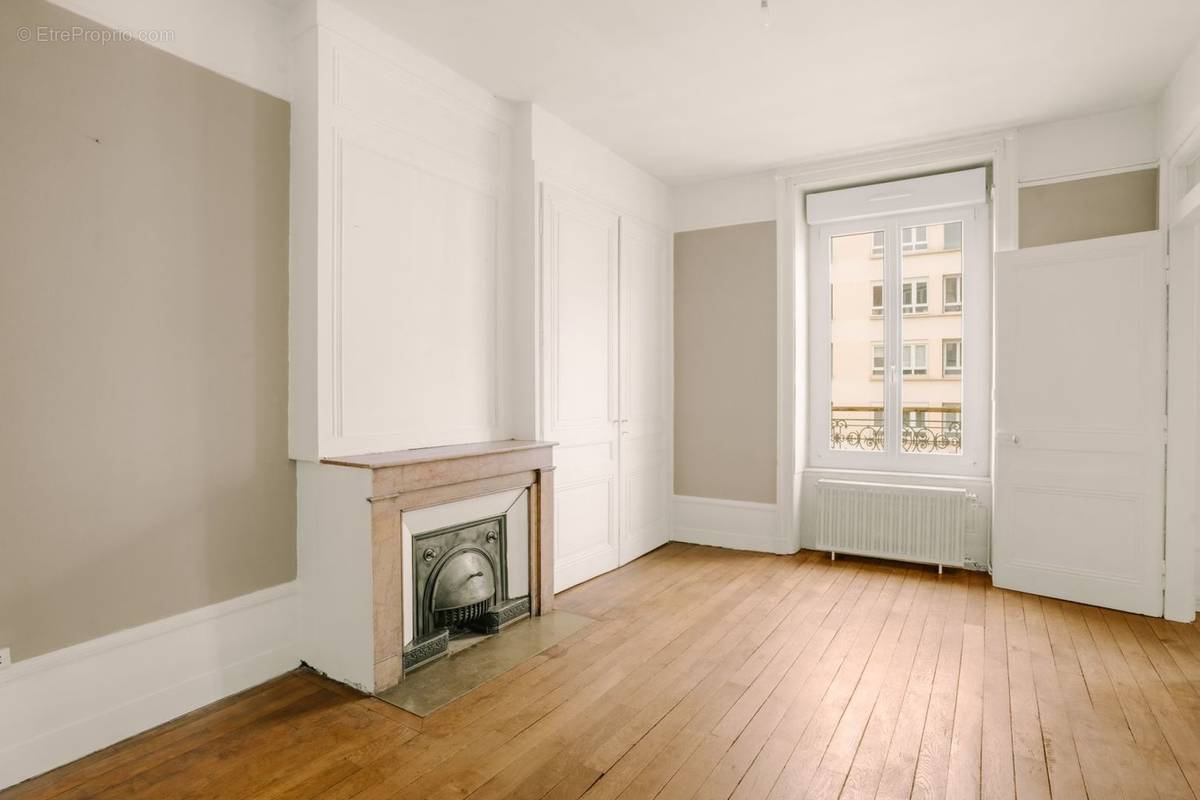 Appartement à LYON-7E