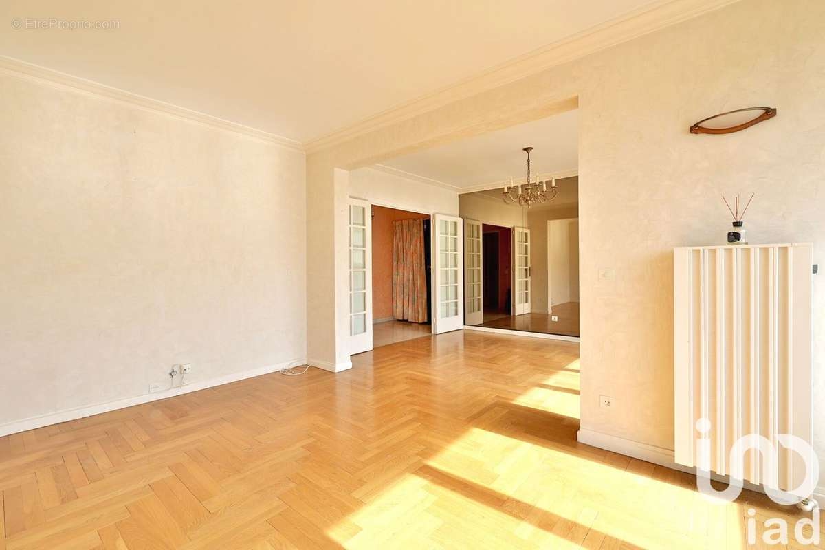 Photo 2 - Appartement à SAINTE-FOY-LES-LYON