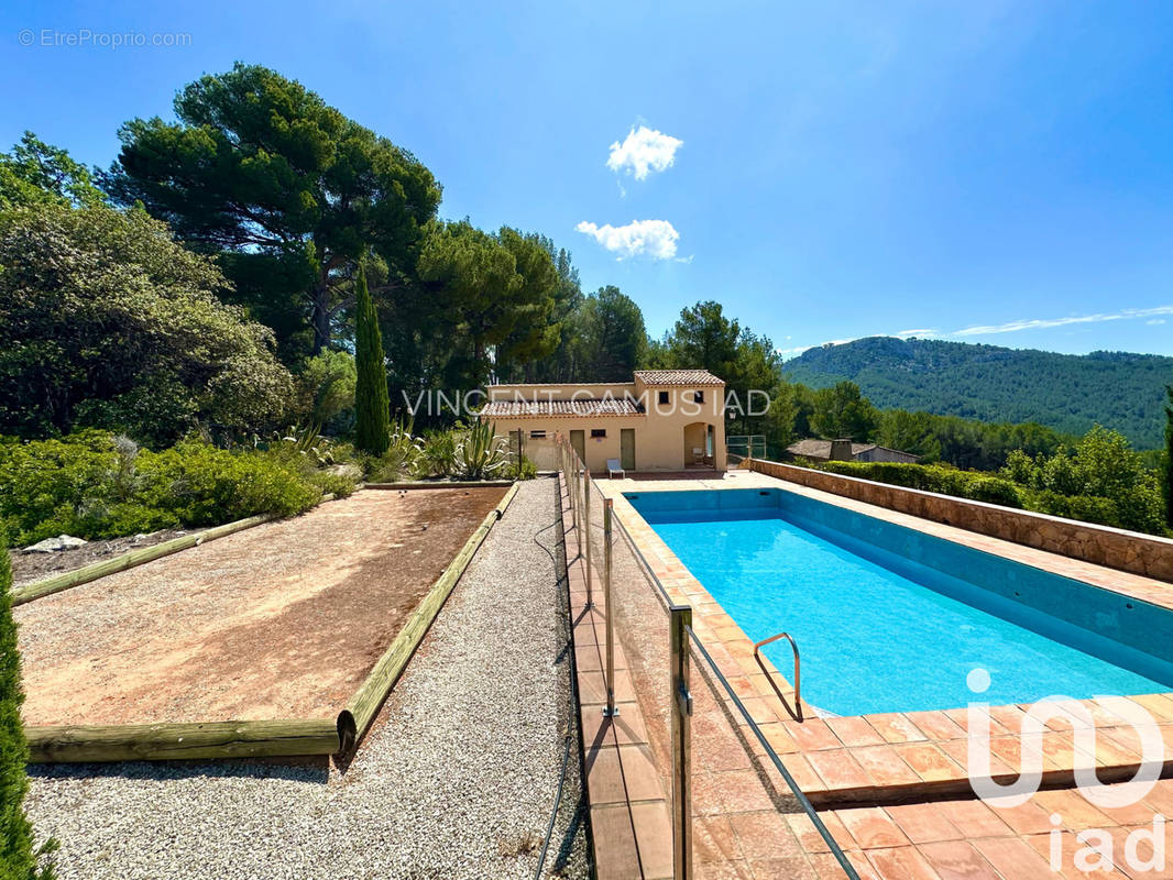 Photo 1 - Maison à LA CADIERE-D&#039;AZUR