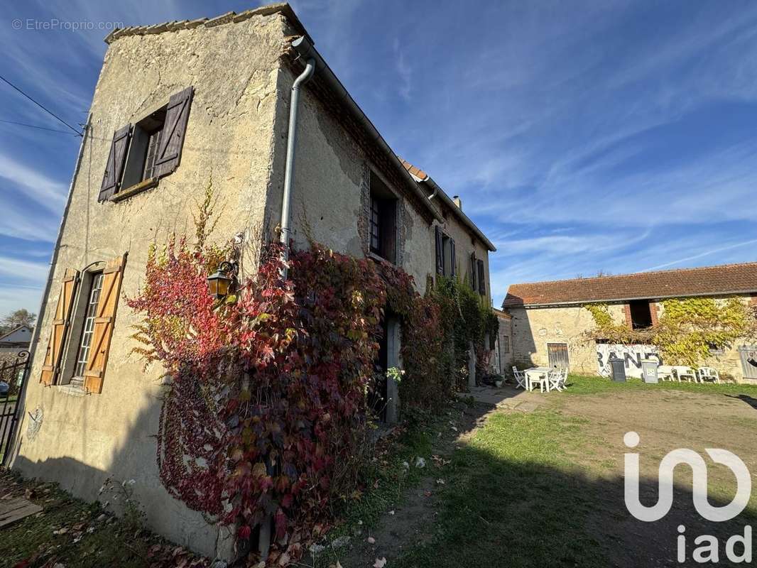 Photo 2 - Maison à USSEL-D&#039;ALLIER