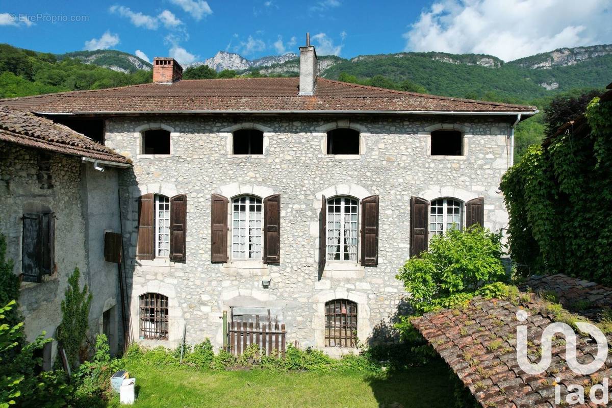 Photo 1 - Maison à LA BUISSIERE