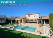 Photo 1 - Maison à LE CASTELLET