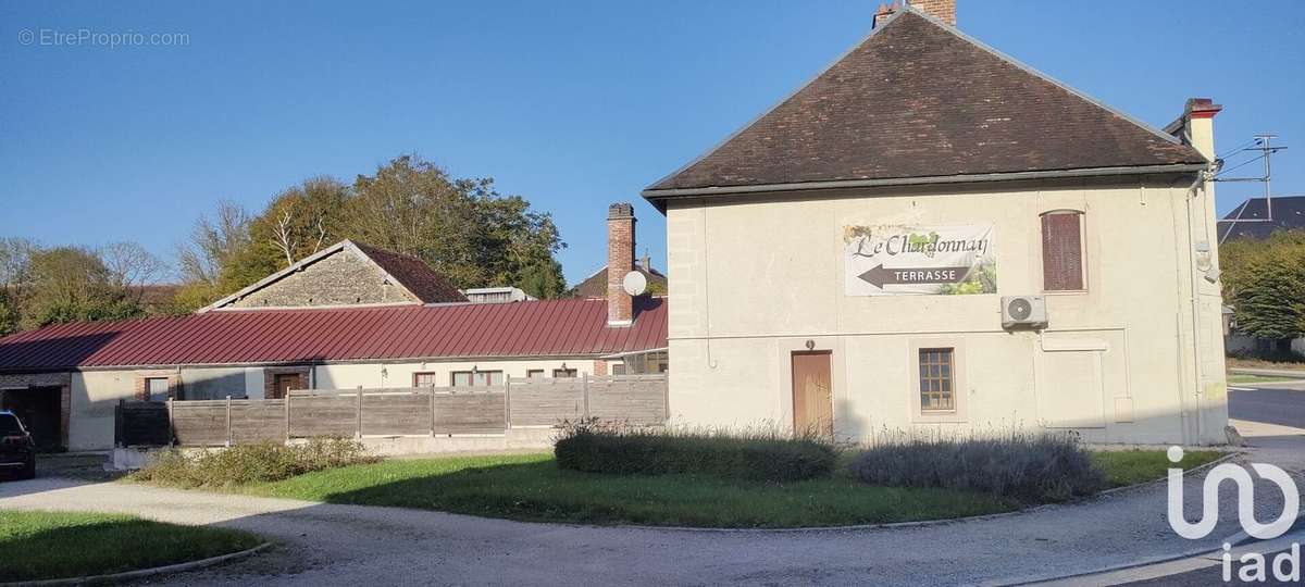 Photo 2 - Maison à VENDEUVRE-SUR-BARSE