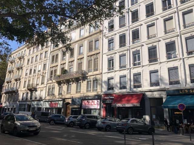 Appartement à LYON-6E