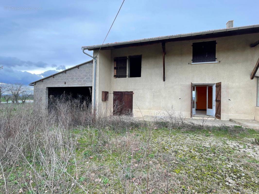 Maison à SAINT-TRIVIER-SUR-MOIGNANS