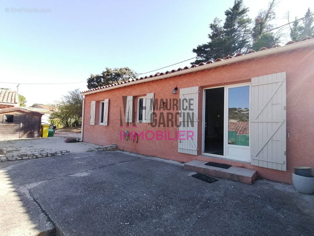 Maison à CAUMONT-SUR-DURANCE