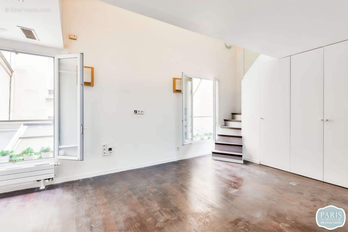 Appartement à PARIS-6E