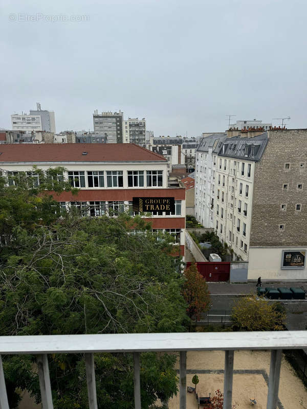 Appartement à PARIS-18E