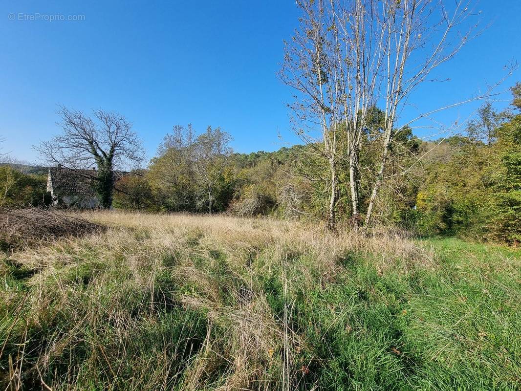 Terrain à PERIGUEUX