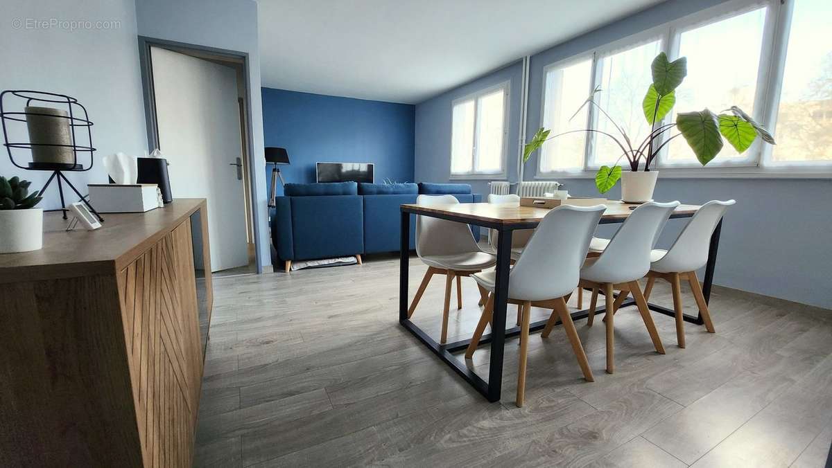 Appartement à MAISONS-ALFORT