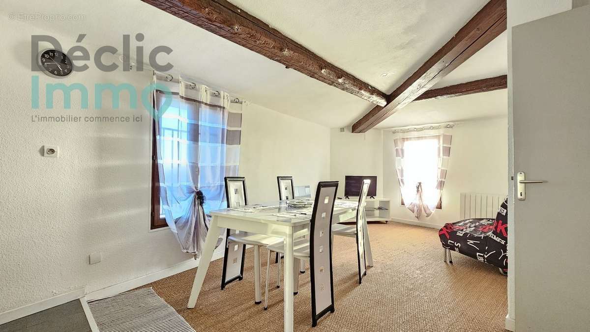 Appartement à MEZE