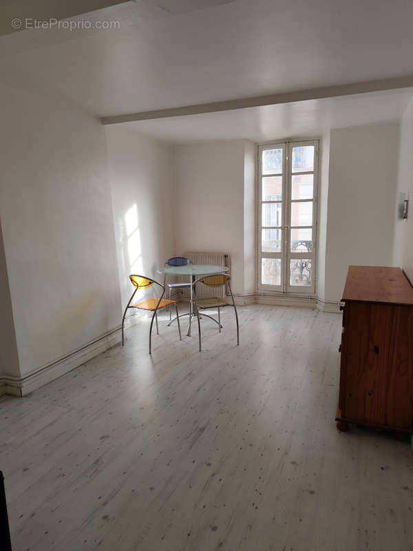 Appartement à HYERES