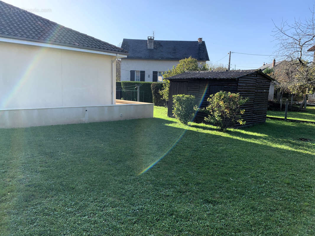 Maison à LE LARDIN-SAINT-LAZARE