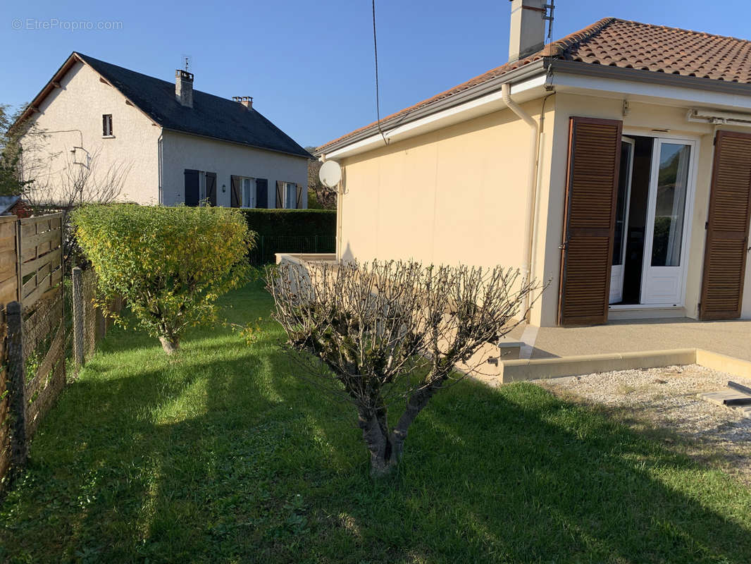 Maison à LE LARDIN-SAINT-LAZARE