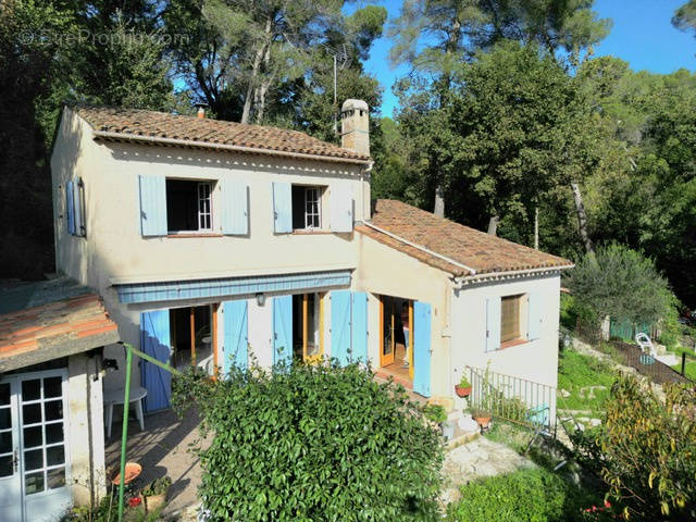 Maison à MOUGINS