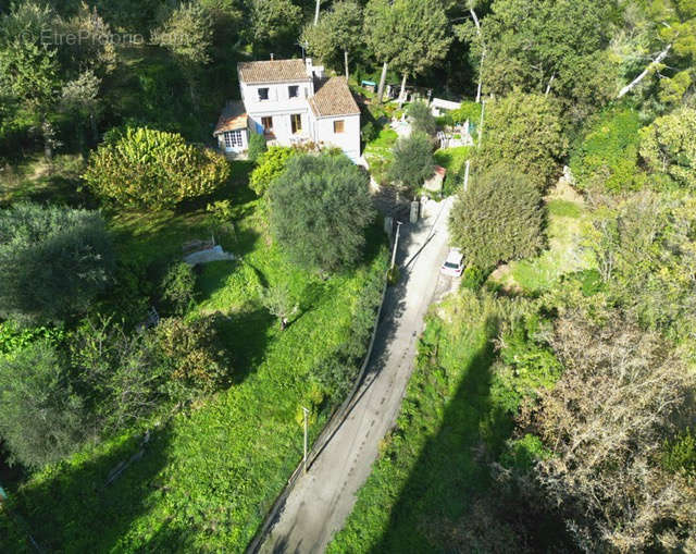 Maison à MOUGINS