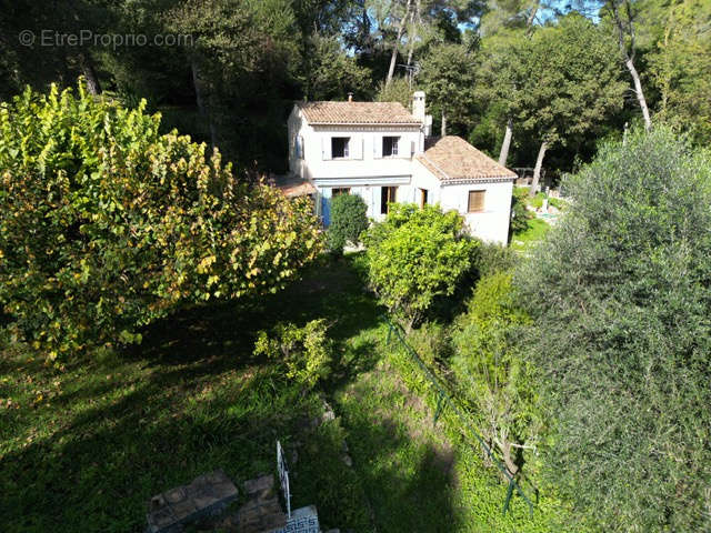 Maison à MOUGINS