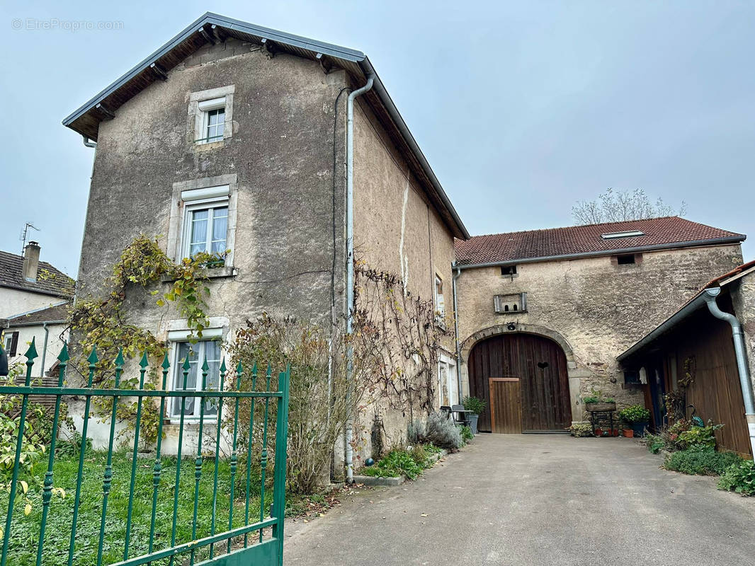 Maison à VILLERS-LES-LUXEUIL