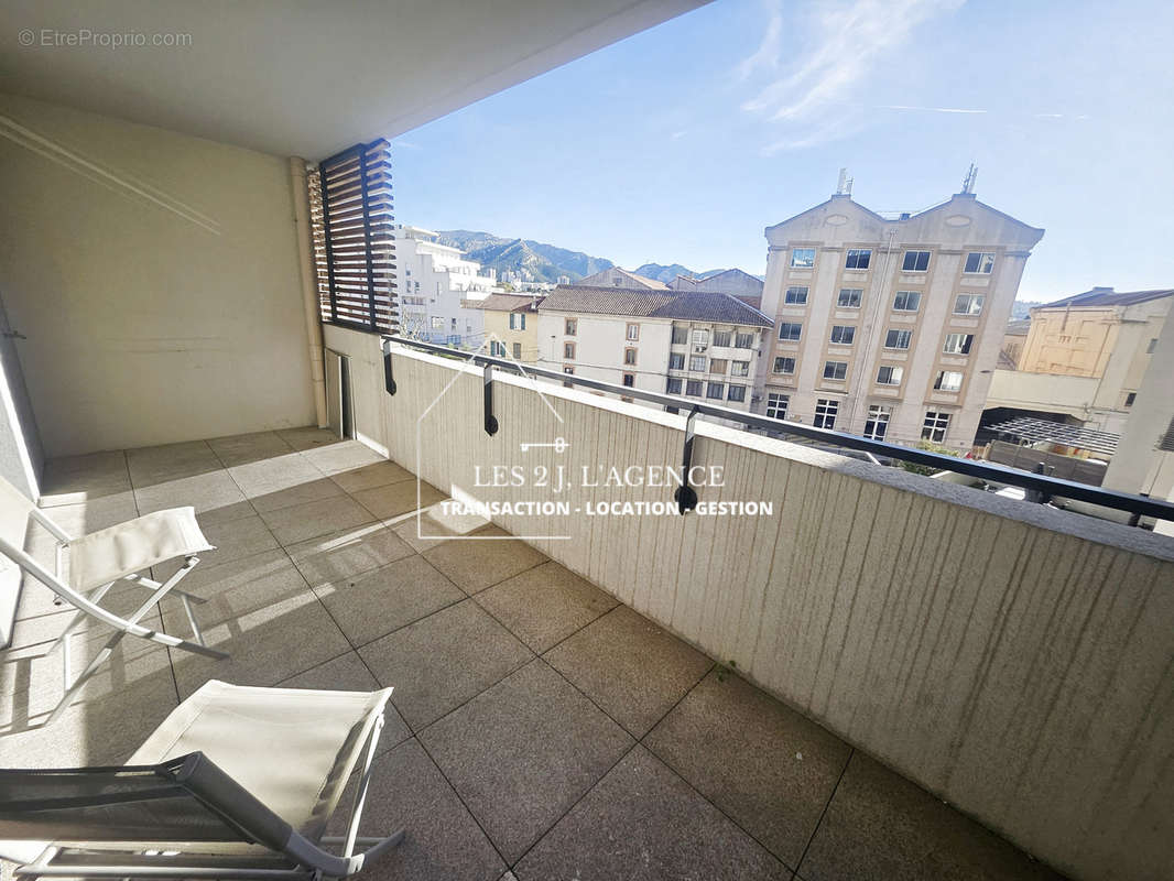 Appartement à MARSEILLE-10E