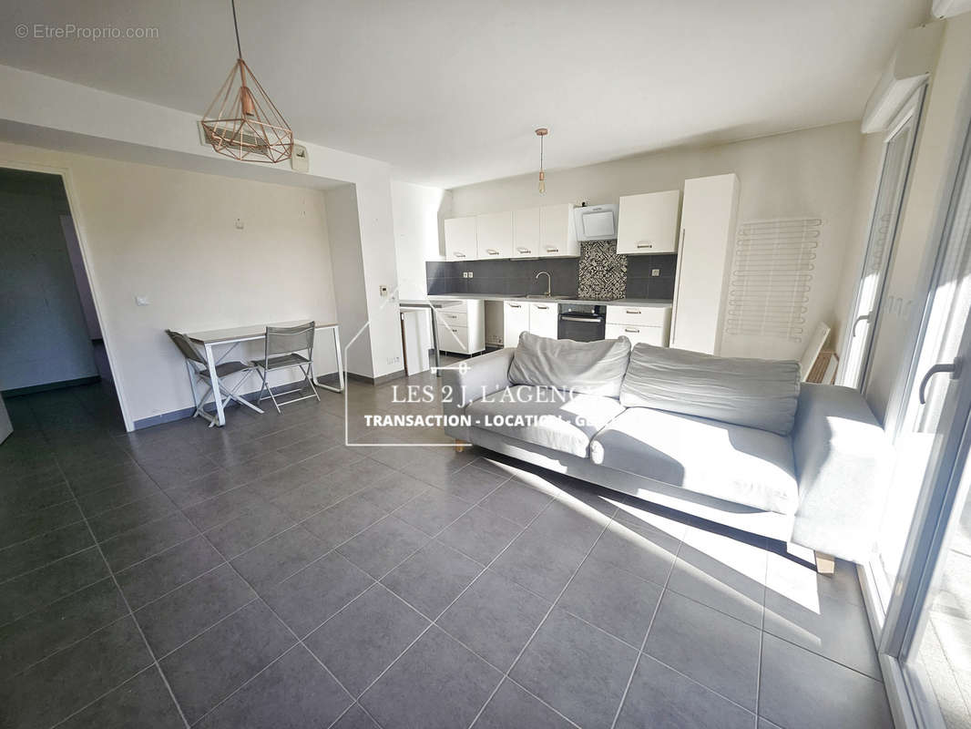 Appartement à MARSEILLE-10E