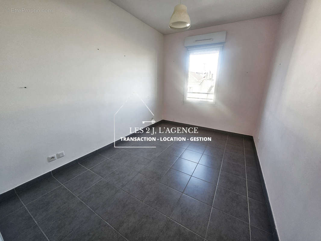 Appartement à MARSEILLE-10E