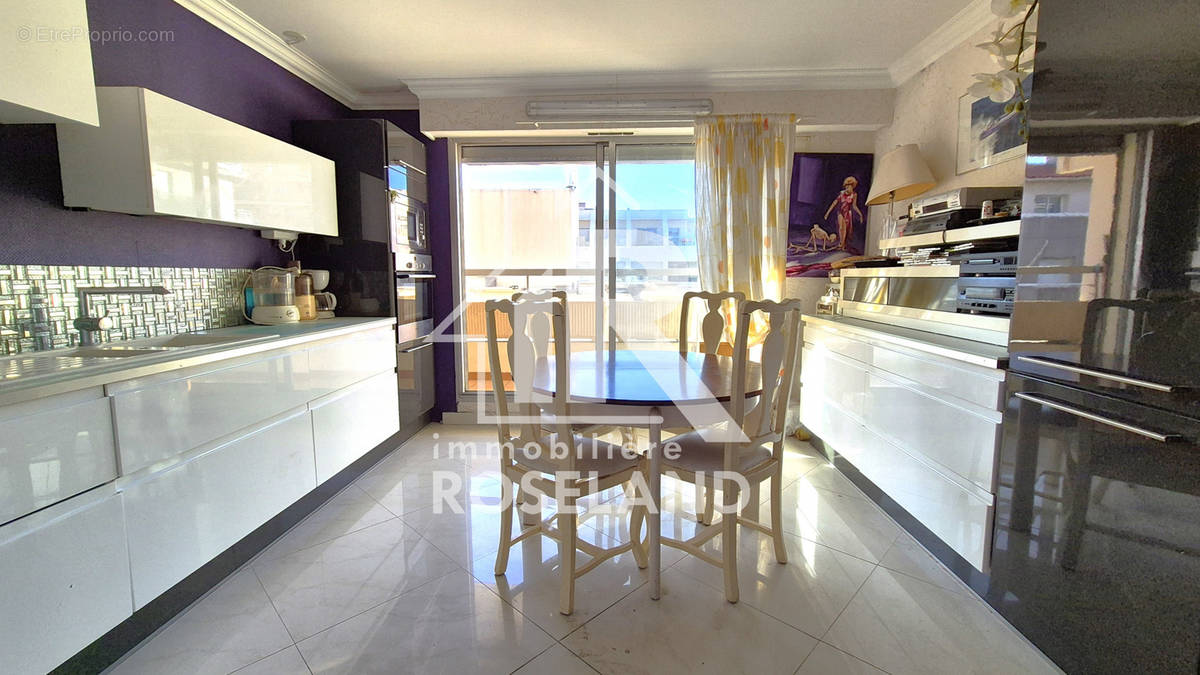 Appartement à NICE