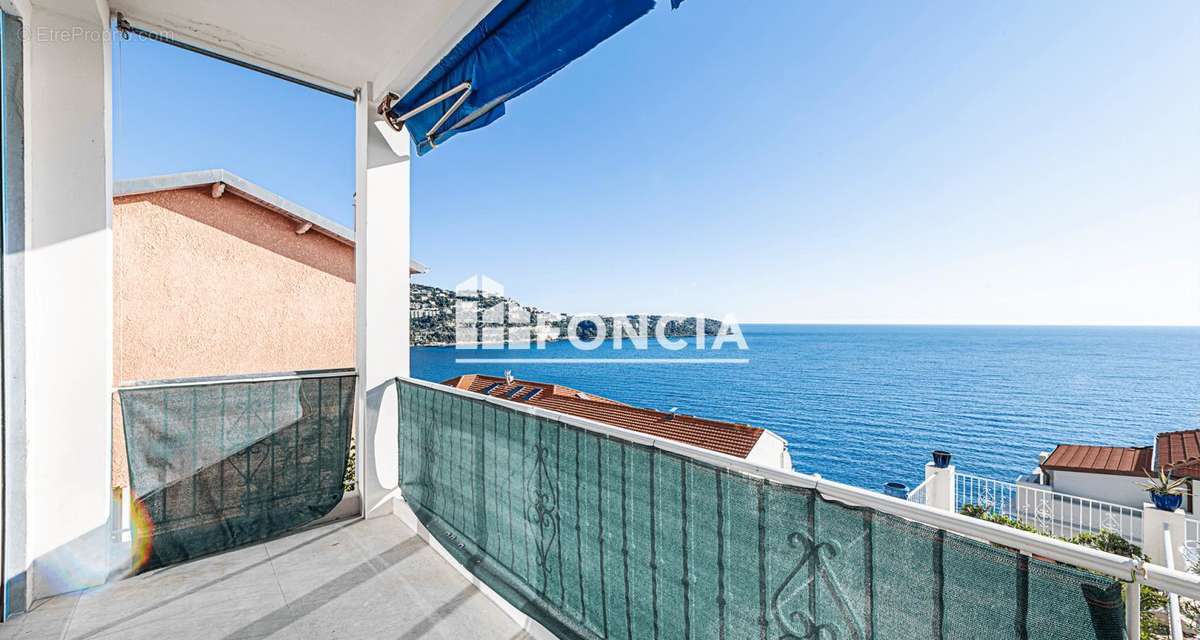 Appartement à ROQUEBRUNE-CAP-MARTIN