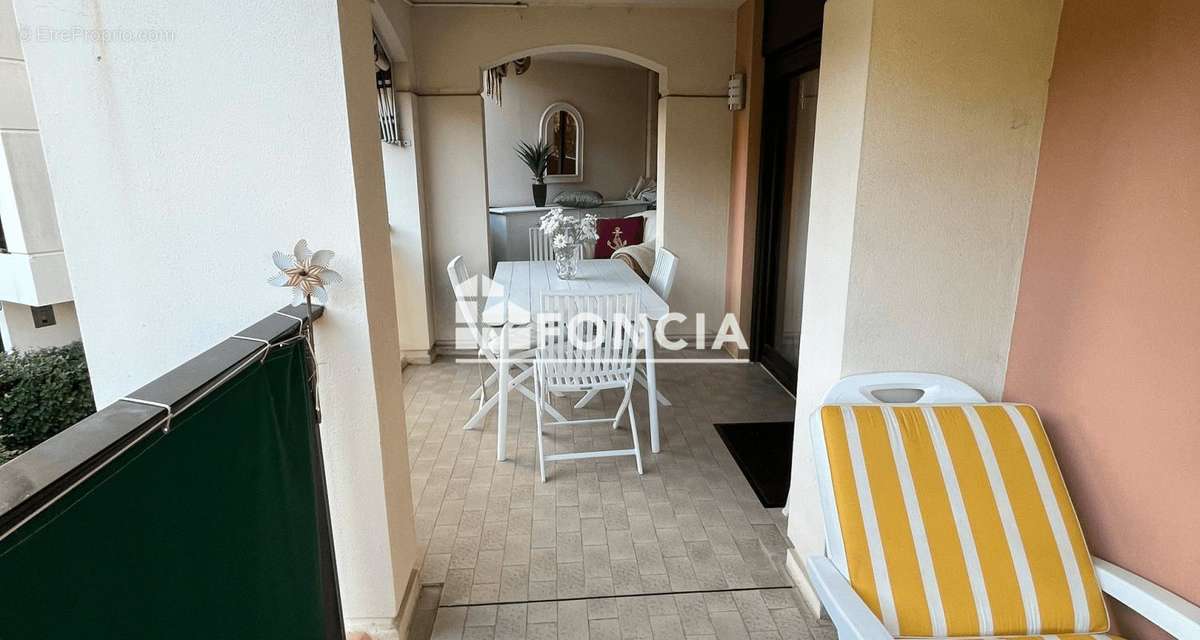 Appartement à MANDELIEU-LA-NAPOULE