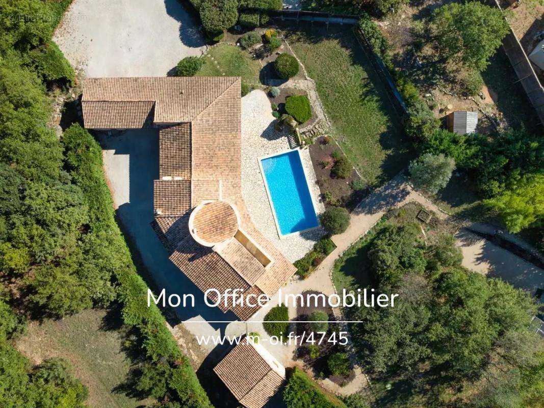 Maison à SAINT-MAXIMIN-LA-SAINTE-BAUME