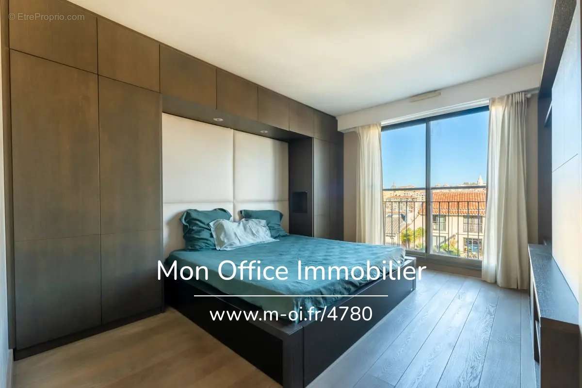 Appartement à MARSEILLE-7E