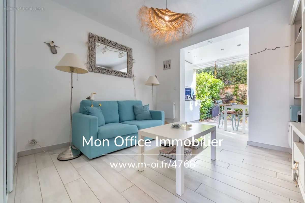 Appartement à SANARY-SUR-MER