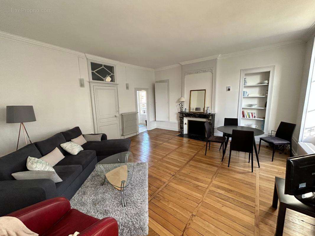 Appartement à BRIVE-LA-GAILLARDE