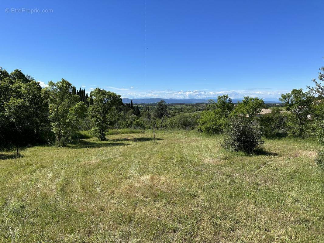 Terrain à CAUNES-MINERVOIS