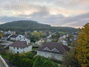 Appartement à MONTMOROT