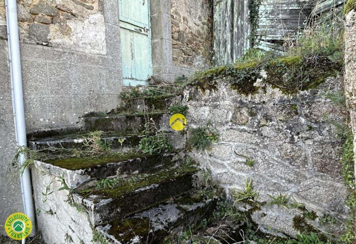 Maison à BENEVENT-L&#039;ABBAYE