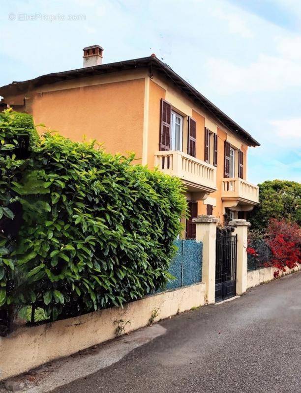 Maison à CAGNES-SUR-MER