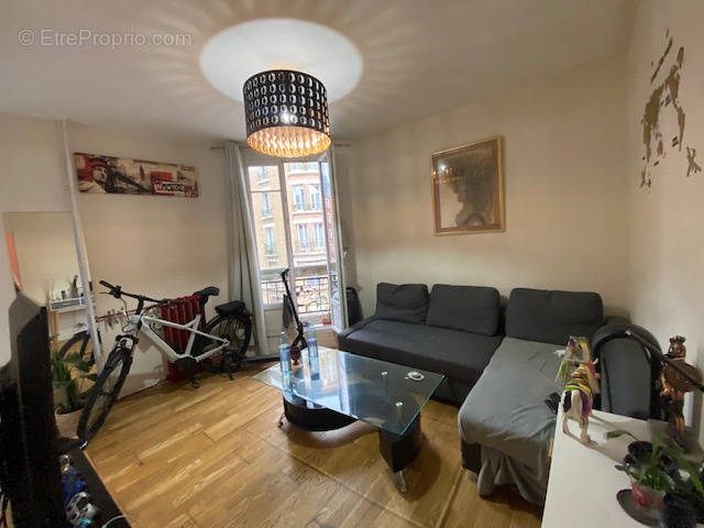 Appartement à CLICHY