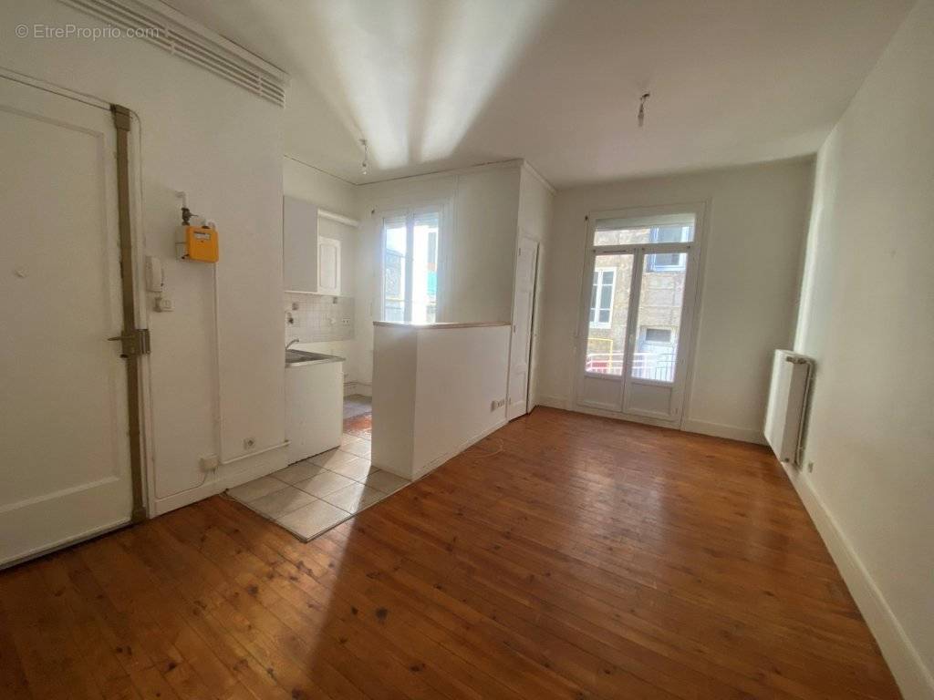 Appartement à SAINT-ETIENNE