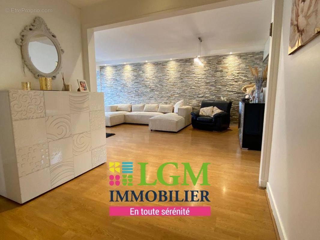 Appartement à SARCELLES