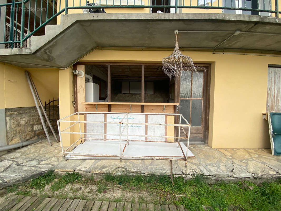 Maison à PUY-L&#039;EVEQUE